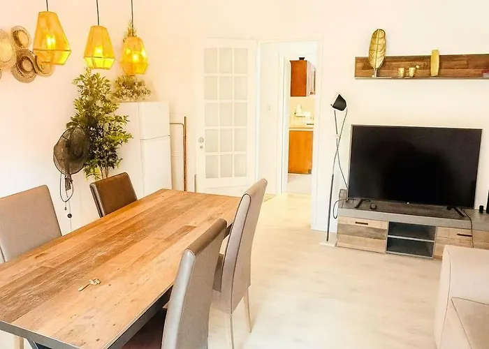 Ocean Apartment